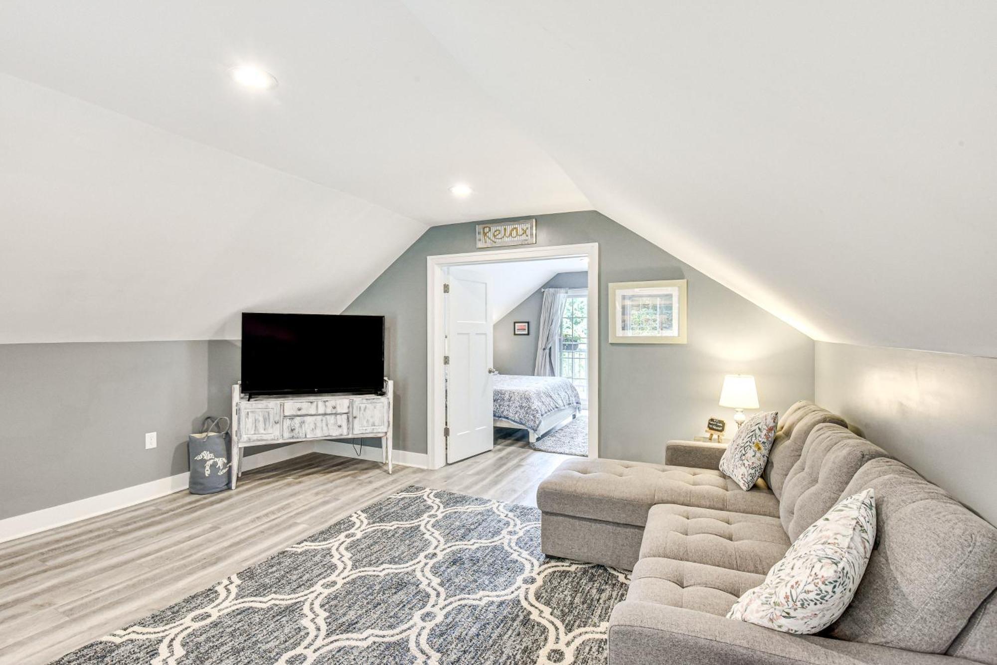 Benton Harbor Apt With Balcony And Shared Fire Pit Eksteriør billede